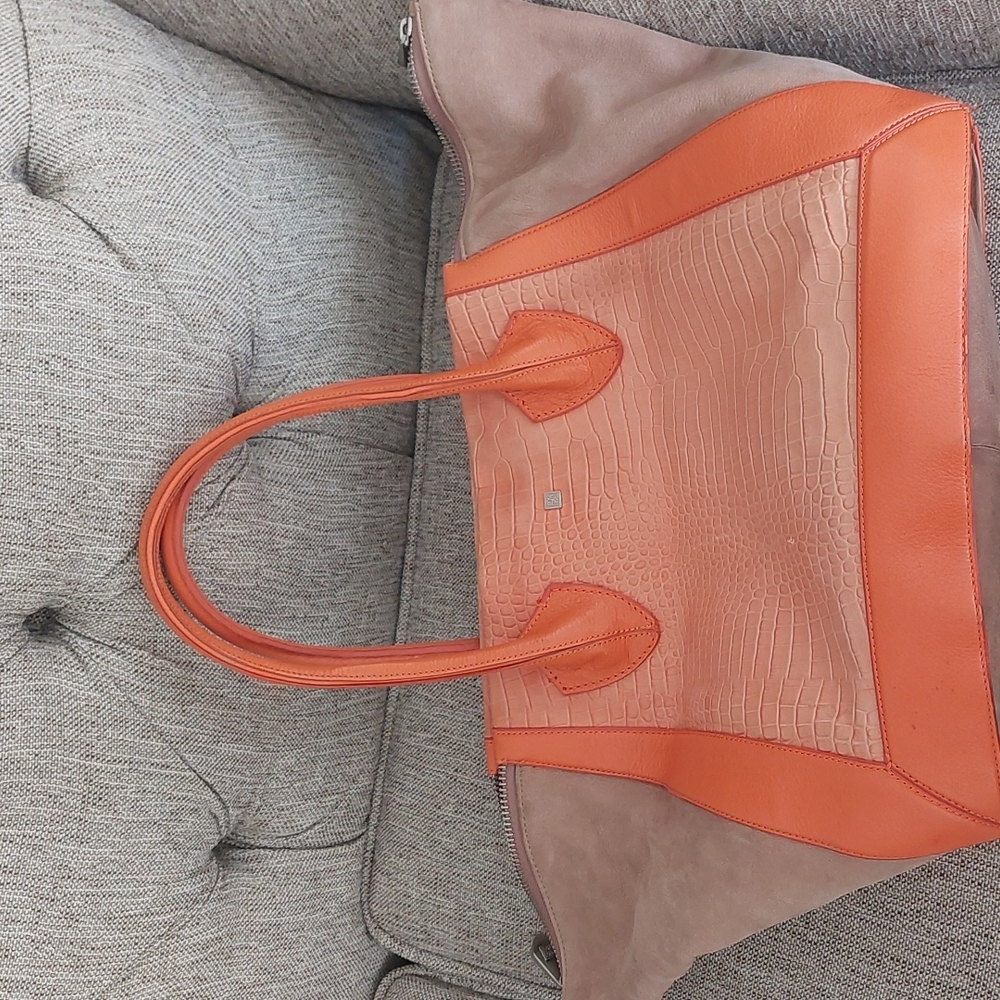 Pour LA Victoire Large Orange and Beige Bag